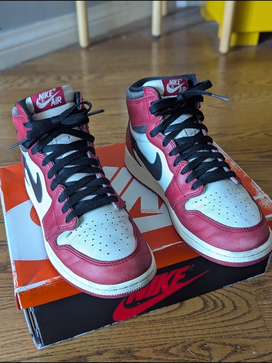 Jordan 1 Retro High OG | Chicago Lost and Found main image 4